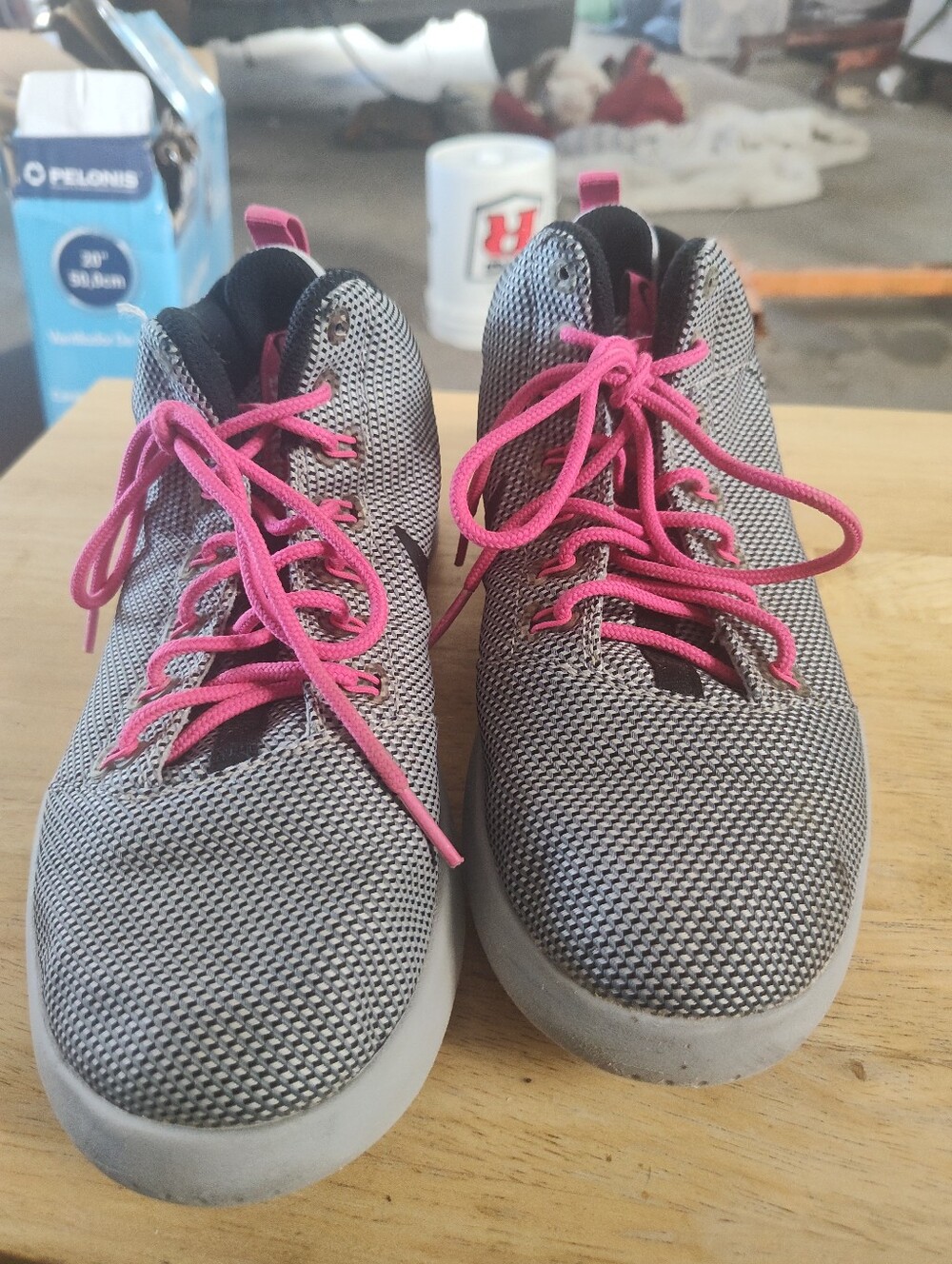 Kids Lightweight Grey Knit Sneakers with Pink Laces Nike